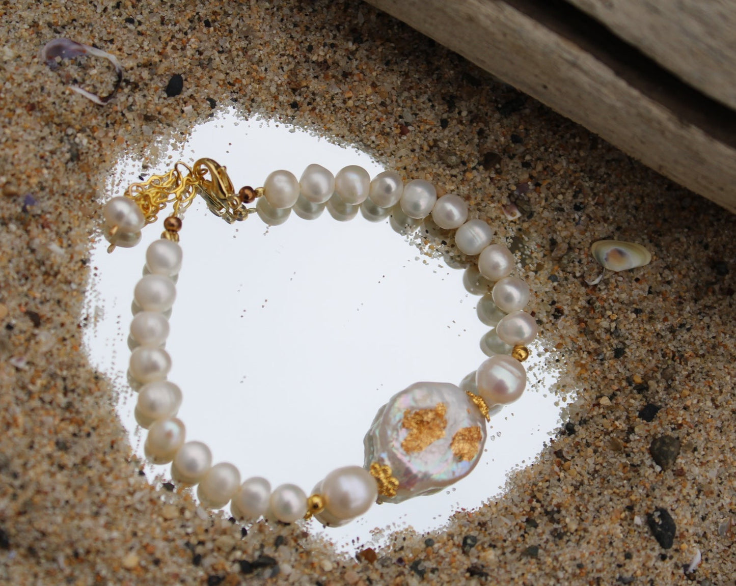 Ada Pearl Bracelet