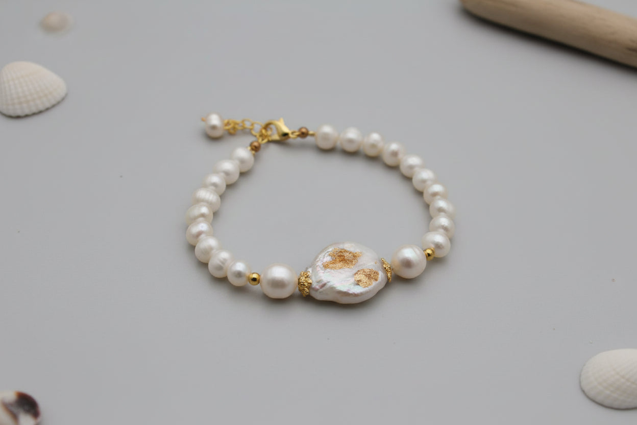 Ada Pearl Bracelet