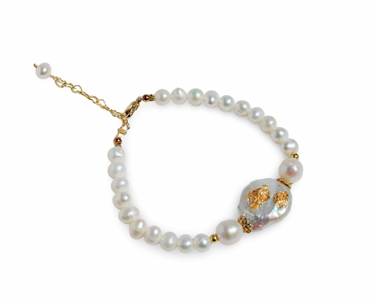 Ada Pearl Bracelet